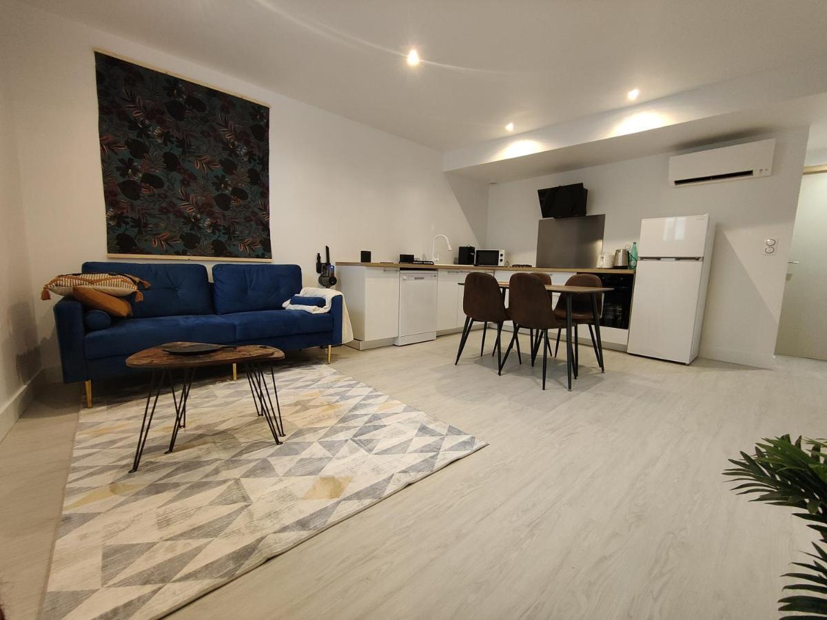 Bon encontre, Allée de la vierge Bon-Encontre Extérieur photo